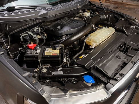 Used 2021 Ford F150 Platinum w/ Equipment Group 701A High image 40