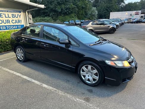 Used 2010 Honda Civic LX image 3