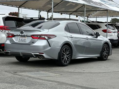 Used 2024 Toyota Camry SE FWD image 4