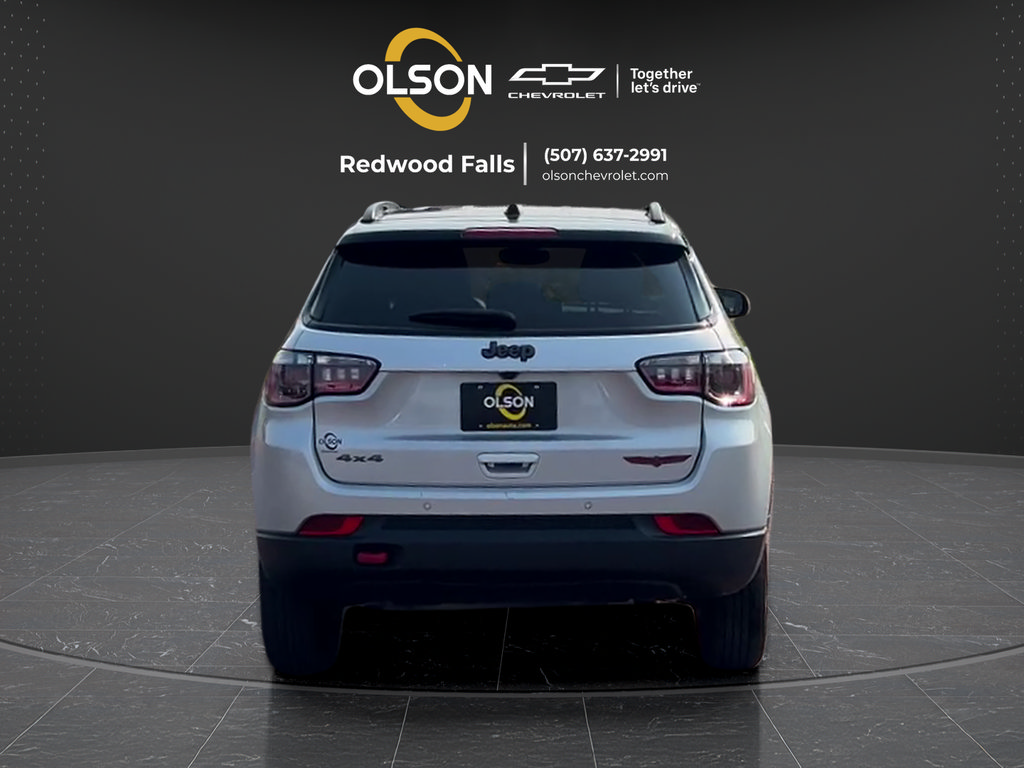 Used 2024 Jeep Compass Trailhawk AWD/4WD image 4