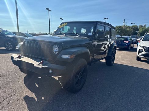 Used 2018 Jeep Wrangler Unlimited Sport AWD/4WD image 14
