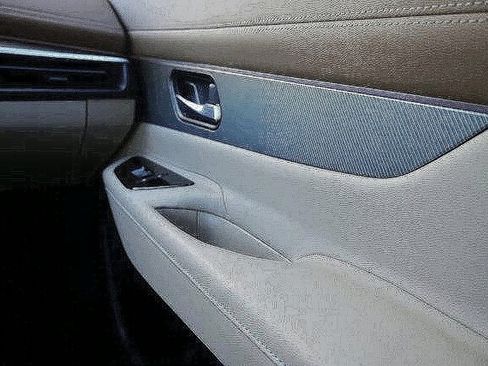 Certified 2025 Nissan Murano Platinum w/ Cargo Package image 20