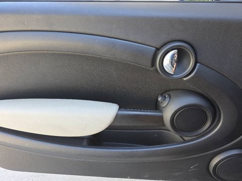 Used 2013 MINI Cooper Hardtop FWD image 17
