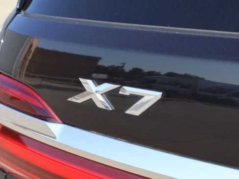 Used 2020 BMW X7 xDrive40i w/ Premium Package AWD/4WD image 40