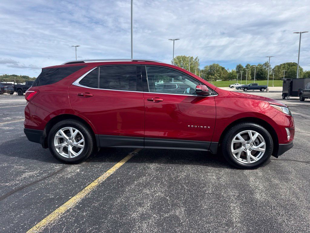 Certified 2018 Chevrolet Equinox LT FWD image 32