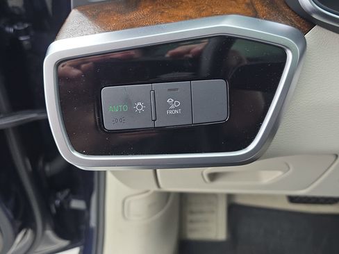 Used 2023 Audi A6 2.0T Premium w/ Convenience Package image 25