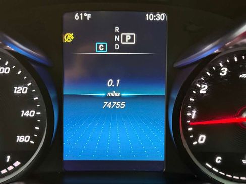 Used 2022 Mercedes-Benz GLC 300 4MATIC Coupe w/ AMG Line image 16