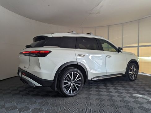 Certified 2025 INFINITI QX60 Sensory w/ Vision Package image 16