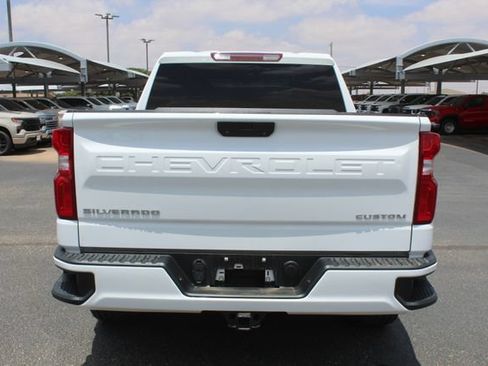 Used 2021 Chevrolet Silverado 1500 Custom RWD image 4