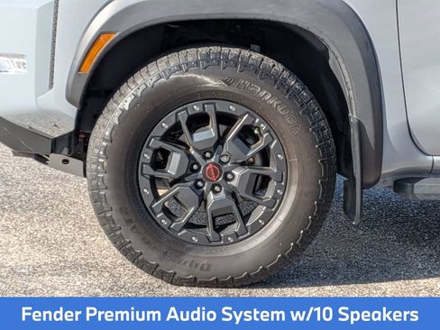Used 2023 Nissan Frontier PRO-4X w/ Pro-4X Premium Package AWD/4WD image 12
