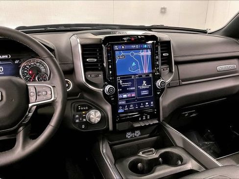 Used 2025 RAM 1500 Laramie w/ Sport Appearance Package AWD/4WD image 7