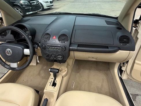 Used 2004 Volkswagen Beetle GLS FWD image 55