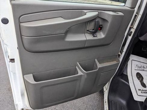 Used 2013 Chevrolet Express 1500 image 10