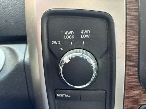 Used 2018 RAM 2500 Laramie AWD/4WD image 25
