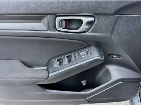 Certified 2025 Honda Civic Sport image 20
