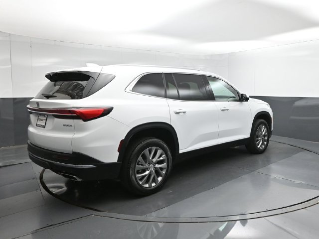 Used 2026 Buick Enclave Preferred FWD image 11