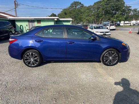 Used 2015 Toyota Corolla S FWD image 9