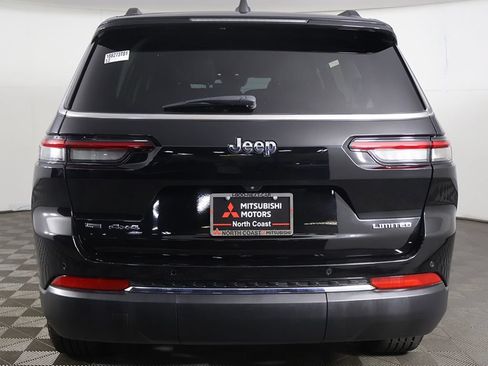 Used 2021 Jeep Grand Cherokee L Limited AWD/4WD image 13