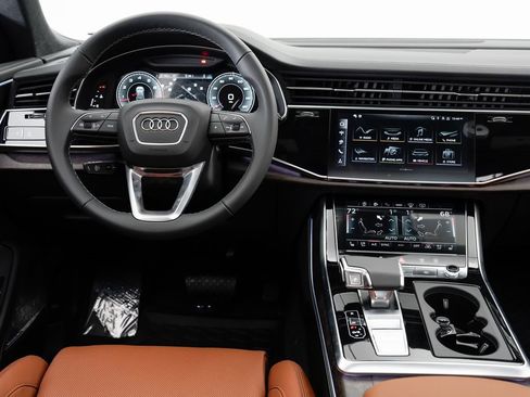 Certified 2025 Audi Q8 Prestige w/ Prestige Package image 22