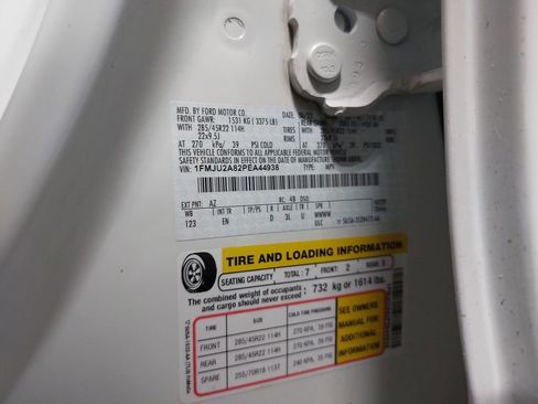 Used 2023 Ford Expedition Limited image 40