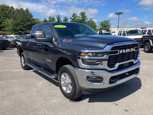 Certified 2026 RAM 2500 Big Horn AWD/4WD image 3