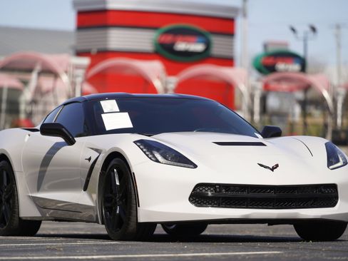 Used 2018 Chevrolet Corvette 2LT w/ 2LT Preferred Equipment Group image 47