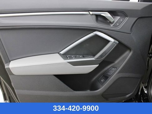 New 2025 Audi Q3 2.0T Premium image 14