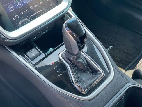 Used 2022 Subaru Outback Premium image 22