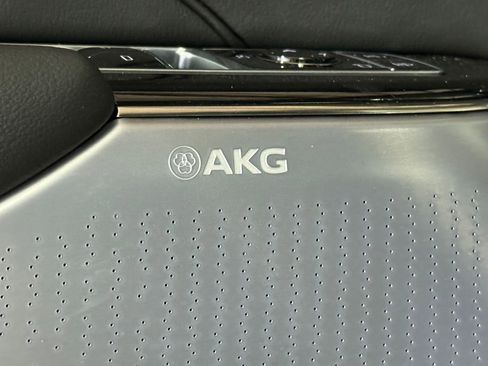 New 2026 Cadillac Lyriq V image 24