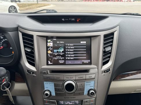 Used 2013 Subaru Legacy 2.5i Limited image 14