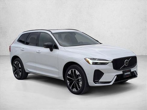 New 2026 Volvo XC60 B5 Plus w/ Climate Package image 6
