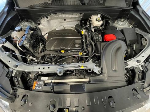 Used 2025 Chevrolet TrailBlazer LT FWD image 34