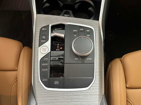 New 2026 BMW 330i xDrive Sedan w/ Convenience Package image 17