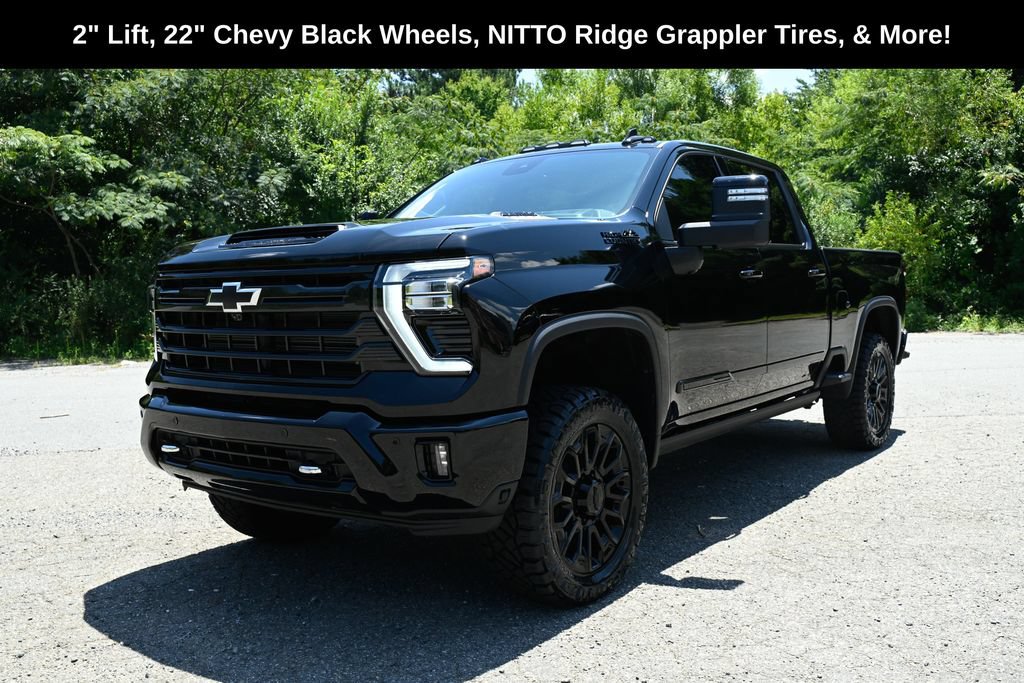 New 2026 Chevrolet Silverado 2500 High Country w/ Midnight Edition AWD/4WD image 1