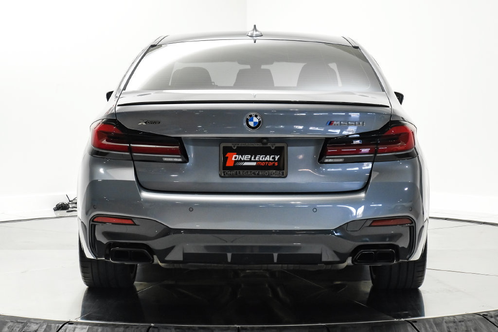 Used 2023 BMW M550i xDrive w/ Executive Package AWD/4WD image 10