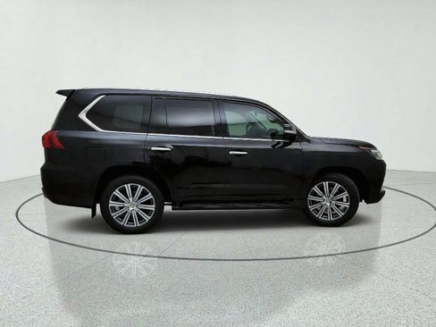 Used 2016 Lexus LX 570 4WD w/ Luxury Package image 7