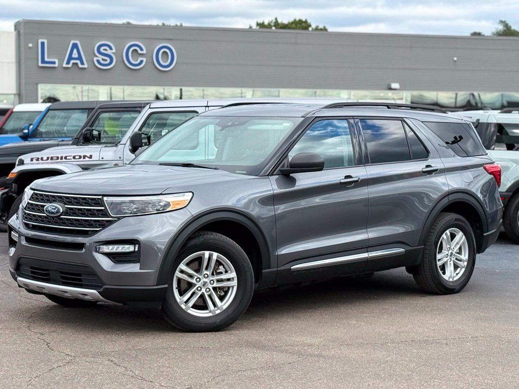 Used 2024 Ford Explorer XLT w/ Equipment Group 202A AWD/4WD 360° Tour