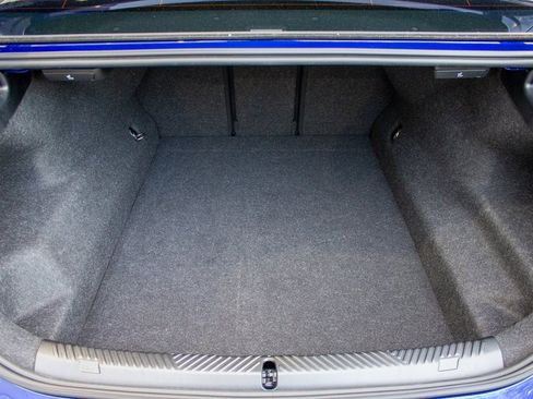 Used 2025 BMW M5 w/ Carbon Package image 23