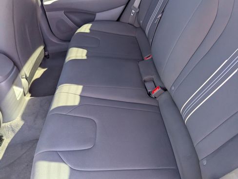 Used 2024 Hyundai Elantra SEL image 16