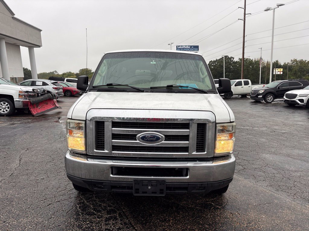 Used 2008 Ford E-350 and Econoline 350 XLT RWD image 2