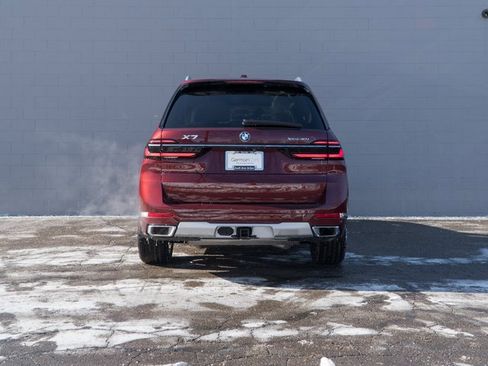 Used 2024 BMW X7 xDrive40i w/ Executive Package image 6