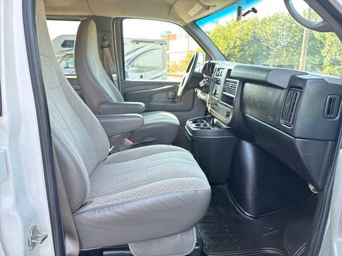 Used 2012 Chevrolet Express 3500 LT w/ LT Preferred Equipment Group RWD image 28