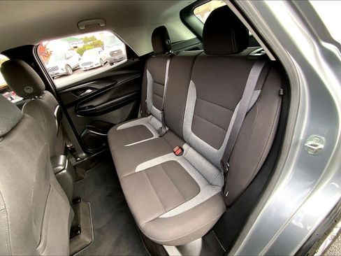 Used 2023 Chevrolet TrailBlazer LS image 17