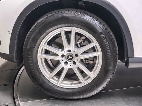 Certified 2025 Mercedes-Benz GLC 300 GLC 300 image 10