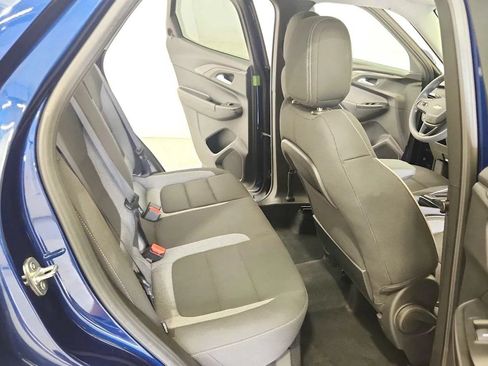 Used 2022 Chevrolet TrailBlazer LT w/ Convenience Package AWD/4WD image 27