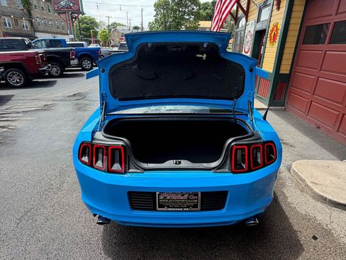 Used 2013 Ford Mustang GT Premium RWD image 19