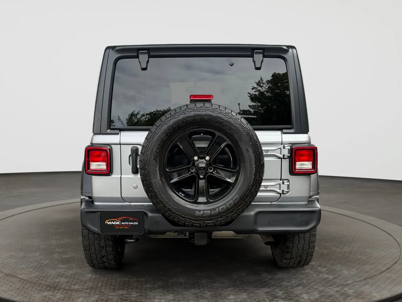 Used 2020 Jeep Wrangler Unlimited Sport AWD/4WD image 9