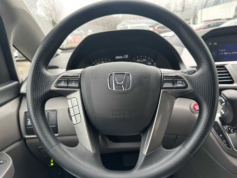 Used 2016 Honda Odyssey SE image 23