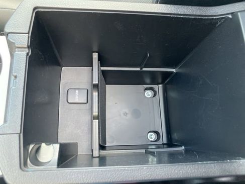 Used 2023 Toyota 4Runner Limited image 31