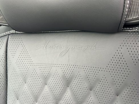 New 2026 INFINITI QX80 Autograph w/ Premium Cargo Package image 30